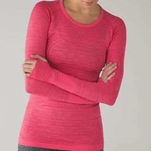 LULULEMON RUN SWIFTLY TECH LONG SLEEVE CREW IN HEATHERED BOOM JUICE